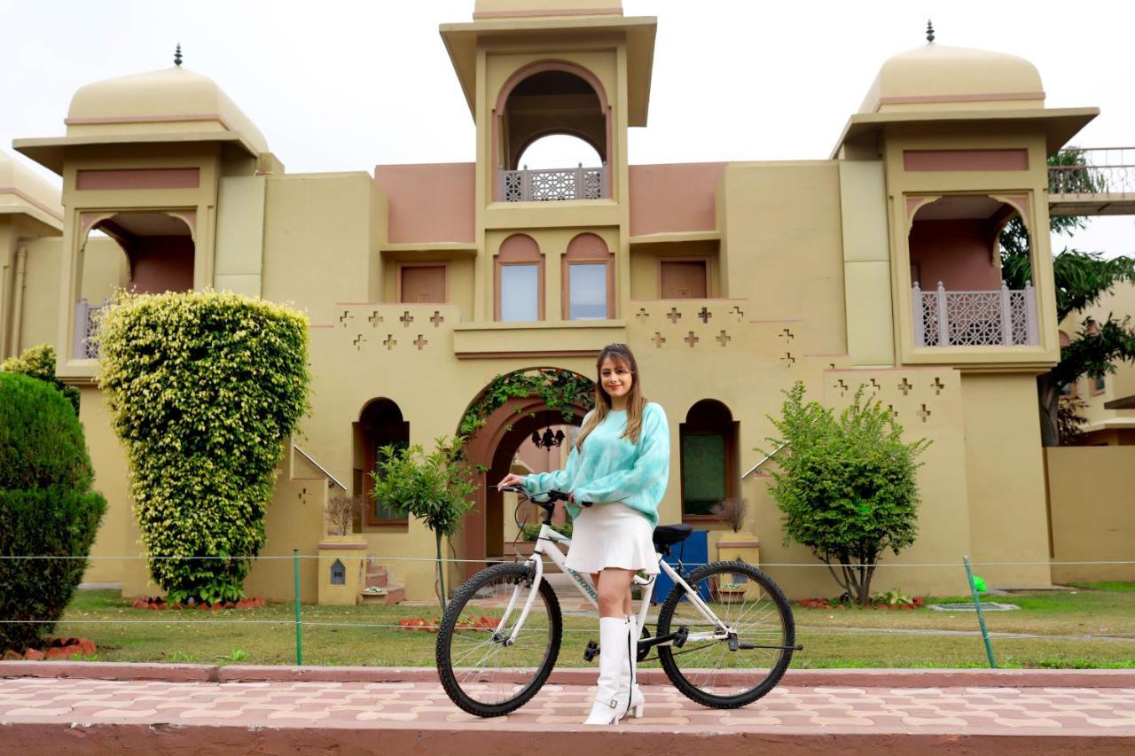 Heritage Village Resort & Spa Manesar-Gurgaon Eksteriør billede