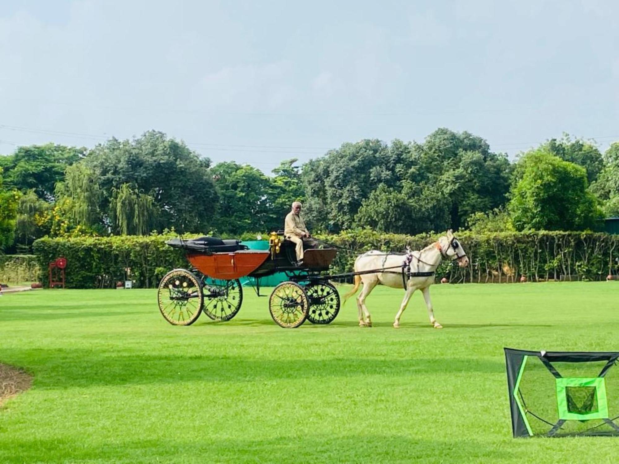 Heritage Village Resort & Spa Manesar-Gurgaon Eksteriør billede